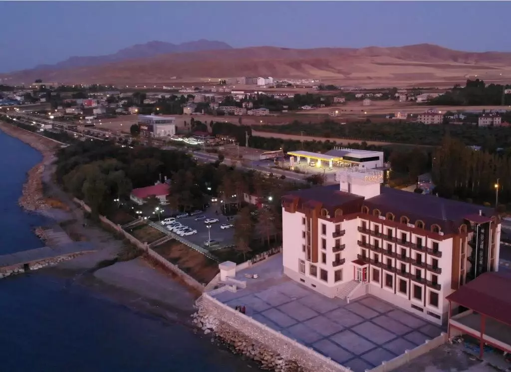 هتل رامادا بای ویندهام وان